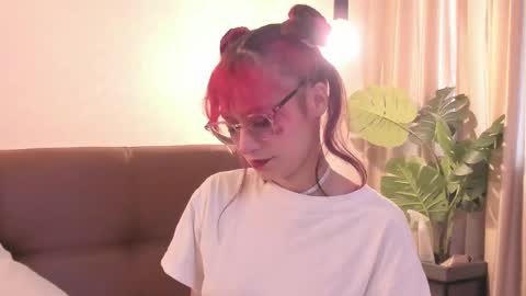 Meloddy online show from March 6, 8:37 pm