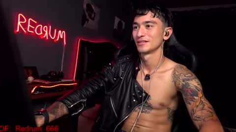 Snapshot of redrum_696 chatting on September 25, 6:37 pm Red online show from September 25, 6:37 pm