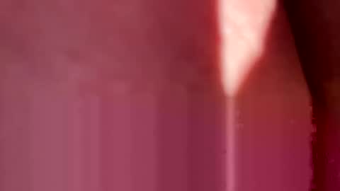 Red online show from April 5, 11:46 pm