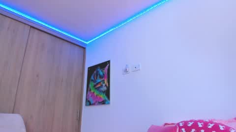 redski77 online show from February 25, 9:31 am