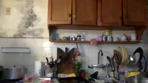 Snapshot of redwinelipss chatting on October 14, 4:59 am redwinelipss online show from October 14, 4:59 am