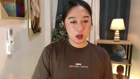 regine online show from February 2, 7:43 pm