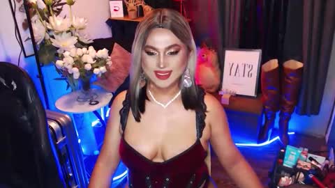 Red Ivy online show from March 12, 11:14 am