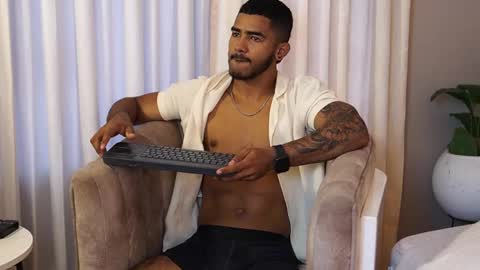 Reik online show from October 18, 12:31 pm