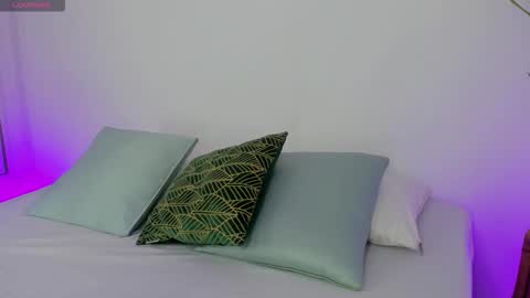 Reika  online show from March 29, 3:41 am