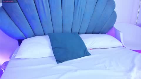 Reika  online show from October 10, 3:18 pm