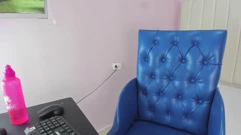 Andrea online show from January 23, 5:10 pm