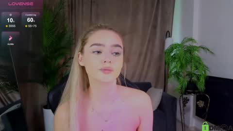 Anna online show from September 17, 3:37 pm