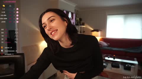 Remi online show from December 6, 8:45 pm