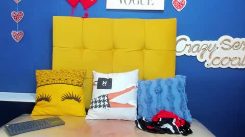 Snapshot of renata_milf_ chatting on February 18, 6:04 pm renata_milf_ online show from February 18, 6:04 pm