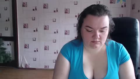 renataoia online show from February 21, 12:06 pm