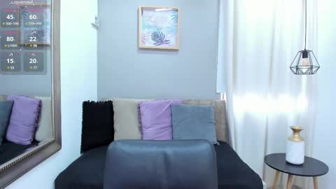      online show from March 8, 12:09 pm