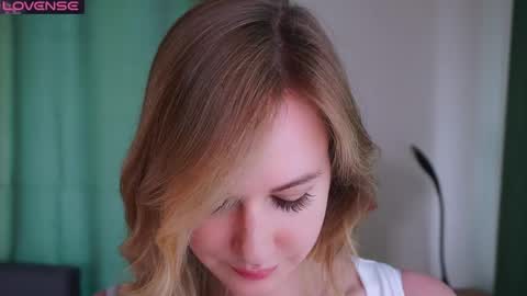 Emma online show from June 3, 2:33 pm