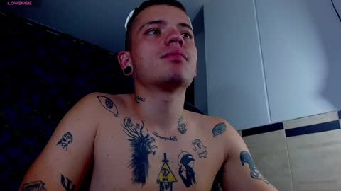 R E N E  online show from January 14, 11:10 am