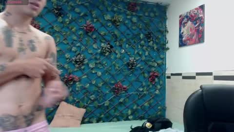 R E N E  online show from February 25, 10:59 am