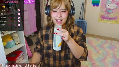 REN online show from January 3, 5:50 am