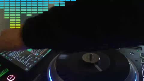 GearPorn online show from November 18, 5:27 pm