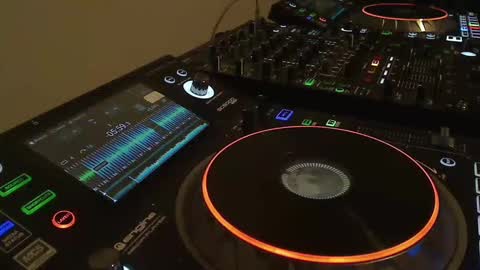 GearPorn online show from January 11, 9:15 am