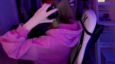 Rie online show from February 16, 9:35 pm