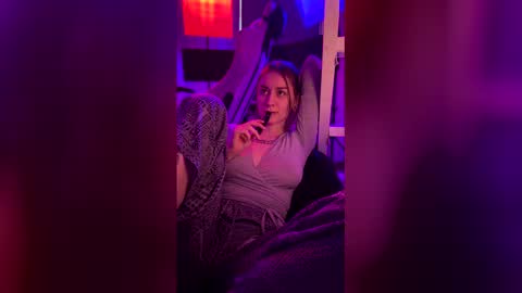 Rie online show from February 21, 2:42 pm