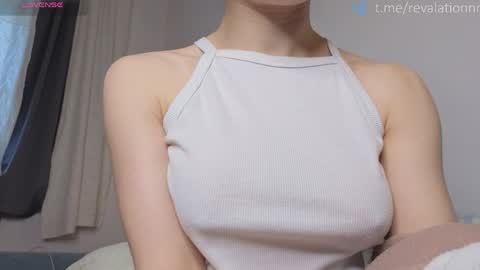 Ewiwi online show from April 10, 3:28 pm