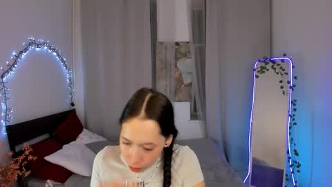 Rey online show from March 3, 10:33 am