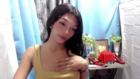 Rhiana online show from November 28, 9:27 am