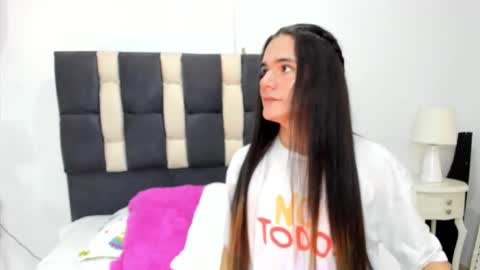 rhiannacoral online show from February 16, 8:00 pm