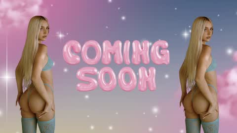 Snapshot of riababe chatting on January 27, 3:37 am ria  online show from January 27, 3:37 am