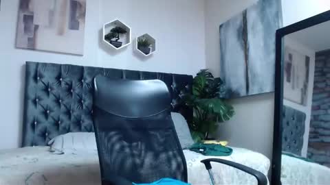 richar_voller online show from November 3, 1:34 pm