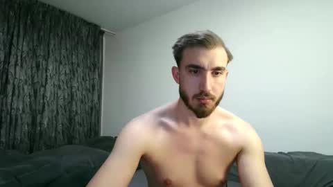 richard111223 online show from December 1, 6:39 pm