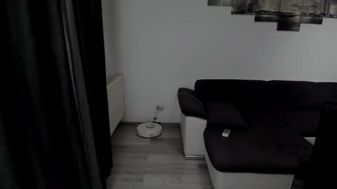 RichardDarell online show from October 1, 4:33 am