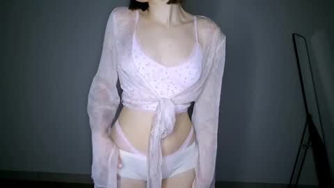 Luna online show from April 19, 6:32 pm