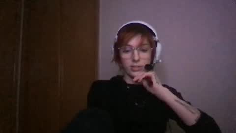 Snapshot of richhousewives chatting on December 28, 6:39 am Amber online show from December 28, 6:39 am