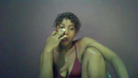 ricie001 online show from April 15, 12:19 pm