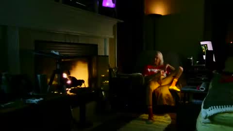 PINK HOLE TWINK online show from January 12, 4:52 am