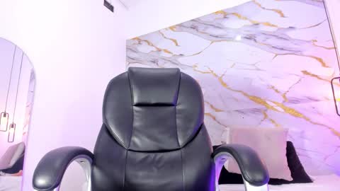 Ricky  online show from October 13, 6:32 pm