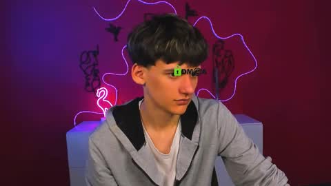 Rico online show from April 7, 6:43 pm