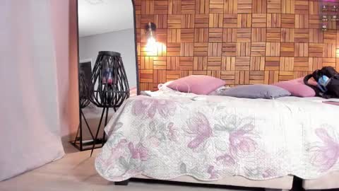 Sara online show from February 27, 10:11 am