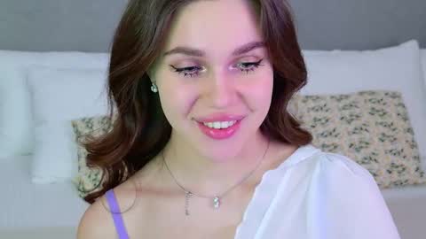 Rihanna online show from November 28, 5:31 pm