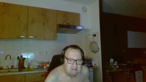 rikkerd55 online show from November 11, 1:30 am