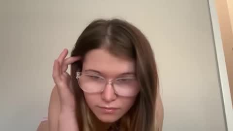 riley_ray69 online show from February 15, 2:38 pm