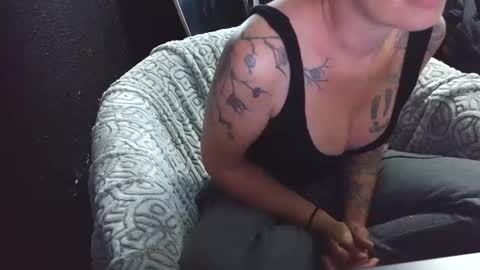 rileyraerhoads online show from October 13, 5:04 pm