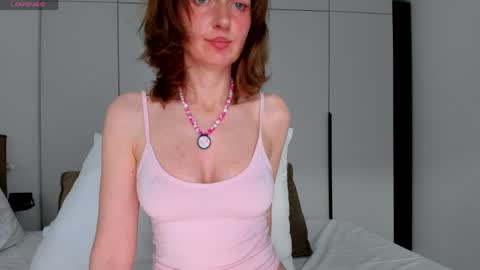 SweetRina online show from May 8, 3:28 pm