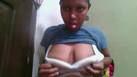 rinah654271 online show from June 2, 2:24 am