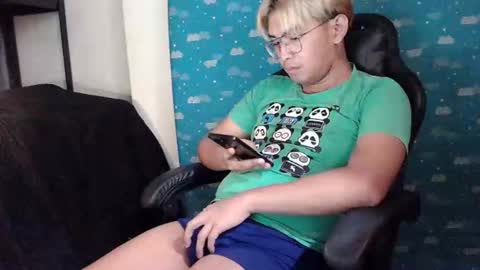 ririhoee online show from March 25, 8:04 pm