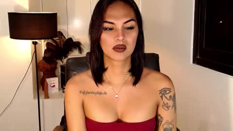 riri online show from February 11, 10:41 am