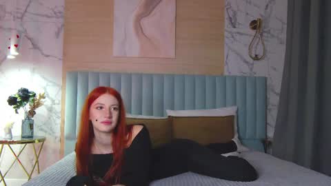 Risa online show from April 4, 6:15 pm