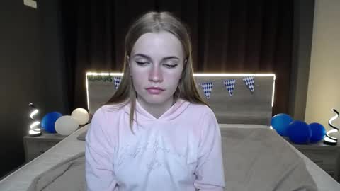 Snapshot of ritakiskis chatting on September 23, 10:38 pm ritakiskis online show from September 23, 10:38 pm