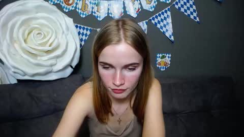Snapshot of ritakiskis chatting on October 1, 9:46 pm ritakiskis online show from October 1, 9:46 pm